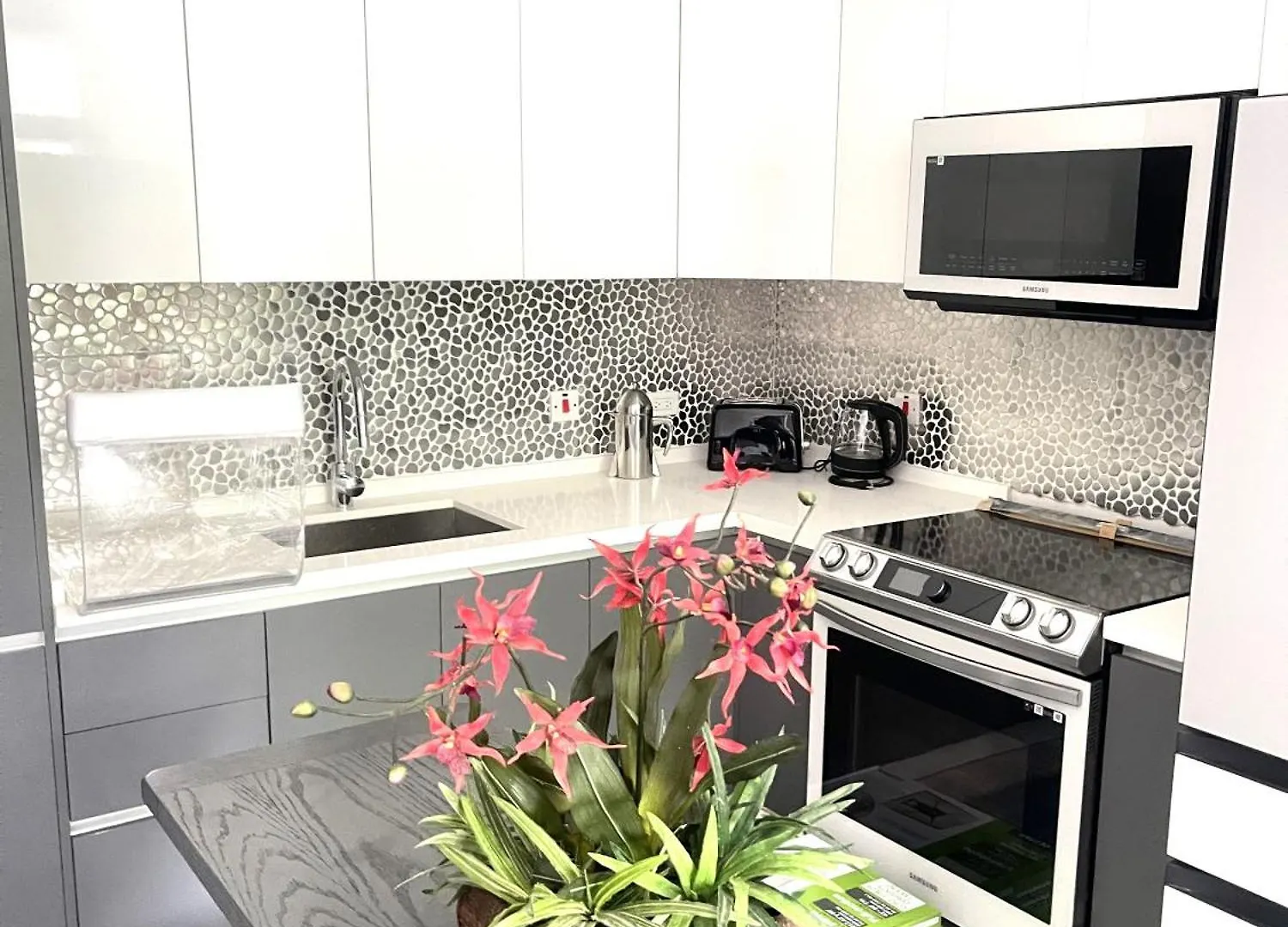 Liguanea -One Bedroom Oasis Near Us Embassy Kingston